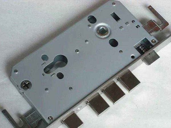 高邑24小时上门开锁公司